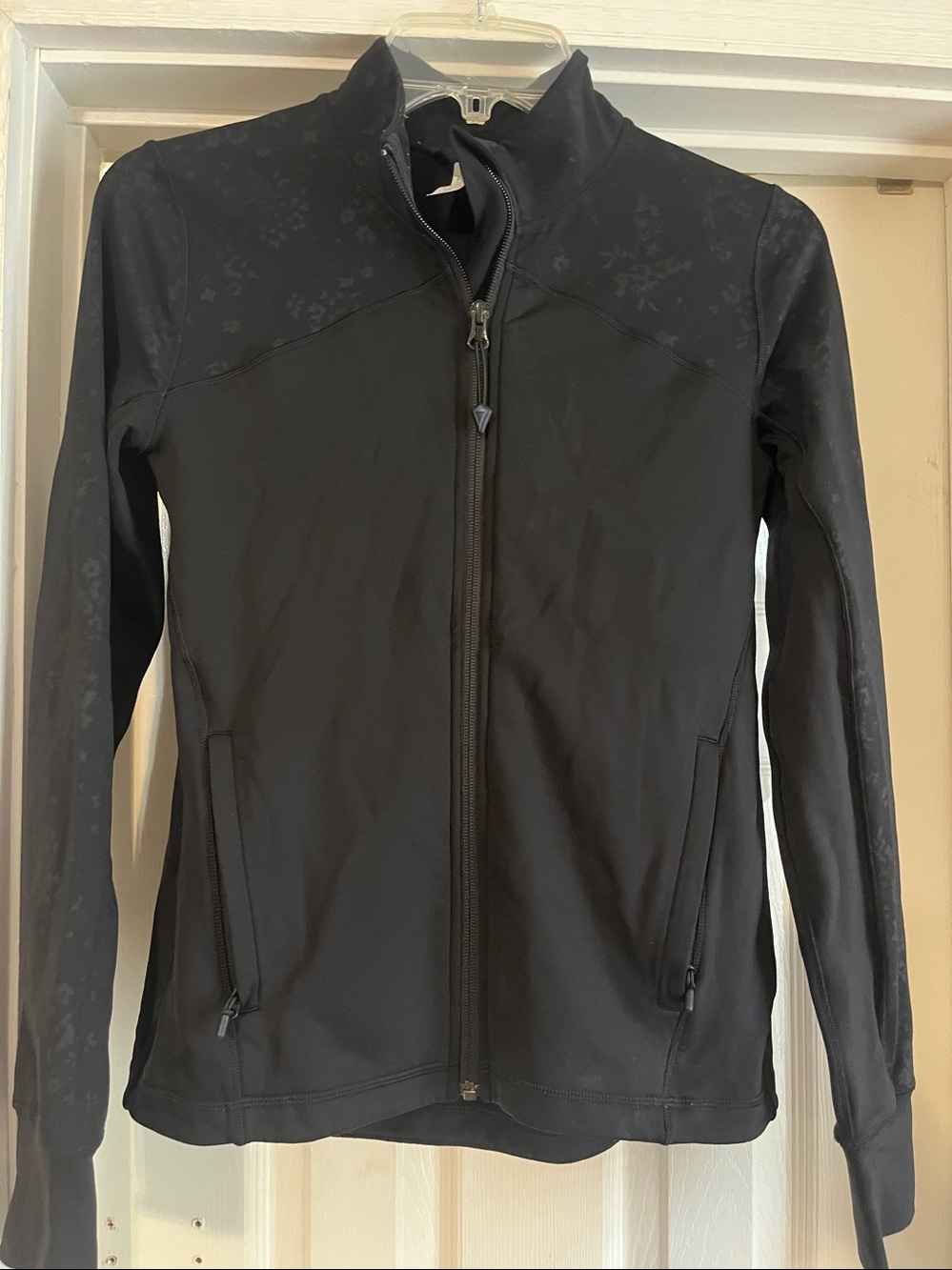 Girl’s Black Zip Front Lightweight Jacket size 14 Ivivva